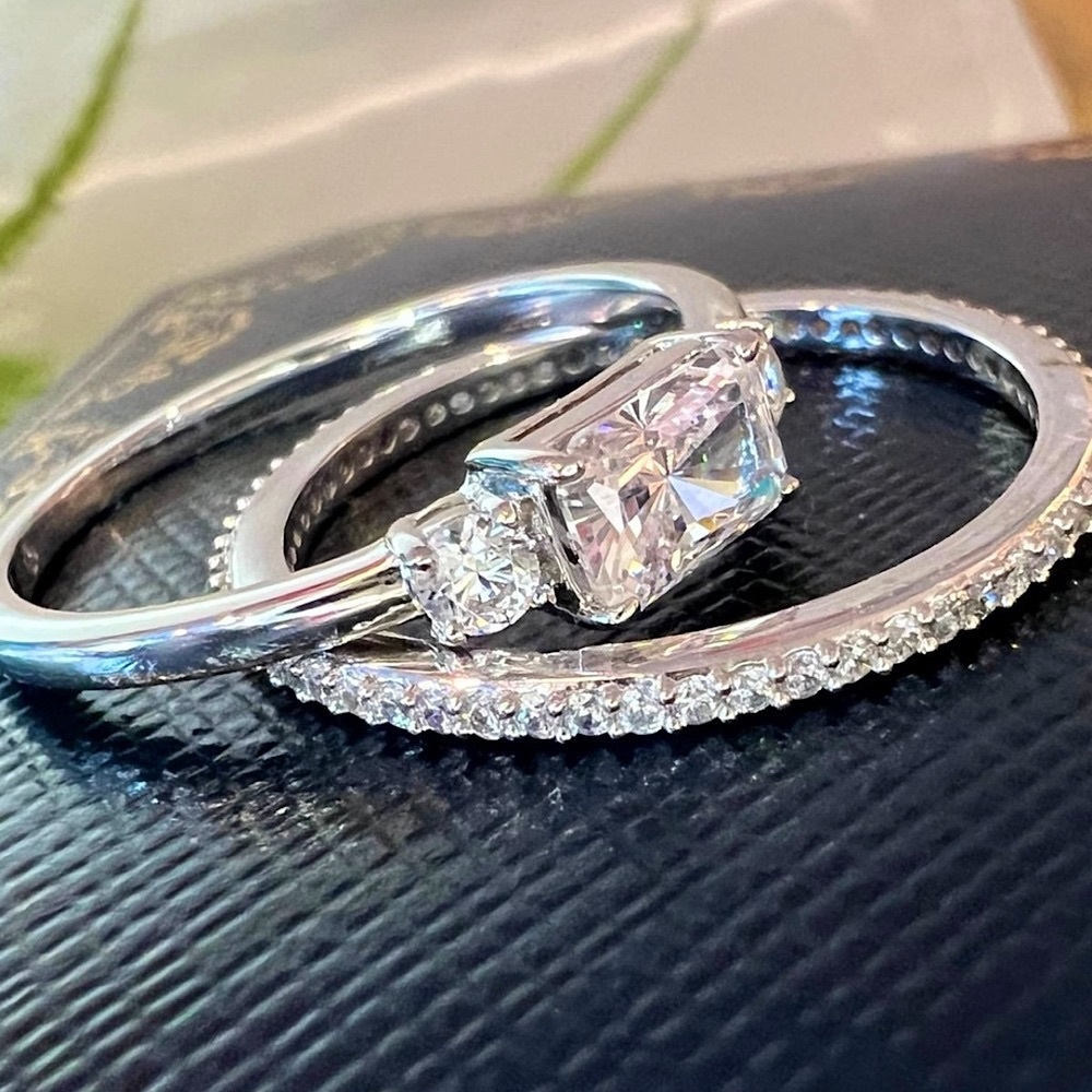 Swarovski Ring Set 2 Rings Silver White Rhodium Unique Cut/Eternity Band - Picture 5 of 14